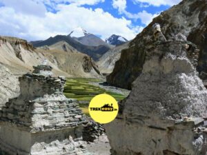 Crossing markha valley and Kang Yatse peak in frame