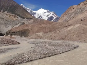 Gori Ganga river's glacial origin.